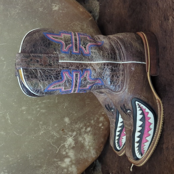 TIN HAUL "Man Eater" shark distressed leather cowgirl boots square toe sz 9.5 - Picture 10 of 16